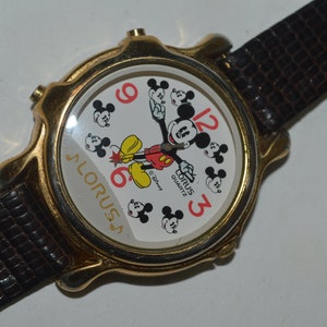 Vintage LORUS by Seiko V422-0010 Mickey Mouse Musical Plays 2 Different Tunes 33mm Works Fine