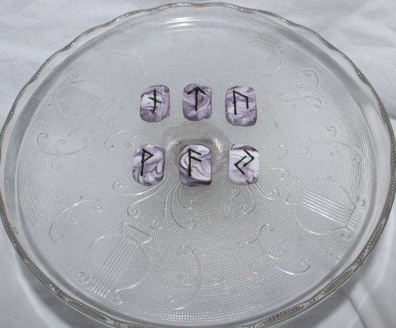 Fondant Runes Cake Topper Gothic Cake Topper Nordischer Torten topper Wikinger Cake Topper Wiccan Cake Topper Wiccan Geburtstag Runen Thema Bild 4