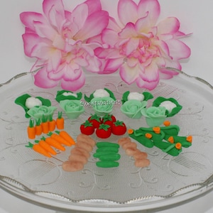 Fondant Vegetable Cake Topper - Vegetables Topper - Farm Cake Topper - Fondant Farm - Garden Topper - Gardening Theme - Garden Cake