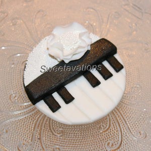 Fondant Piano Cupcake Topper Fondant Piano Piano Topper Etsy