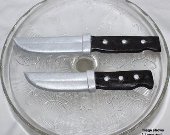 Fondant Knife Cake Topper - Crime Scene Topper - Knife Cake Decoration - Crime Scene Cake - Murder Mystery Party - Murder Mystery Birthday