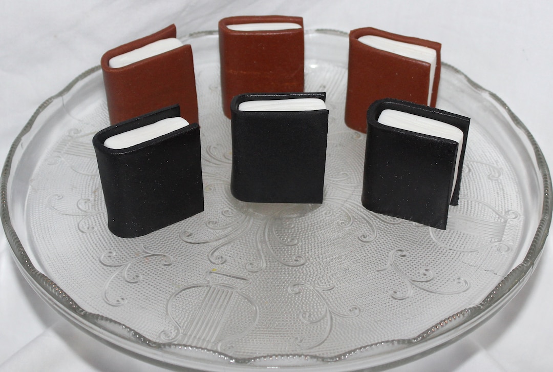 Fondant Book Cake Topper Book Topper Fondant School Fondant Teacher Fondant Stacked Books