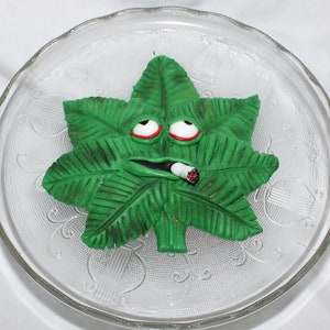 Fondant Marijuana Cake Topper - Fondant Joint - Marijuana Topper - Fondant Blunt - Joint Topper - Fondant Joint - Marijuana Theme Cake
