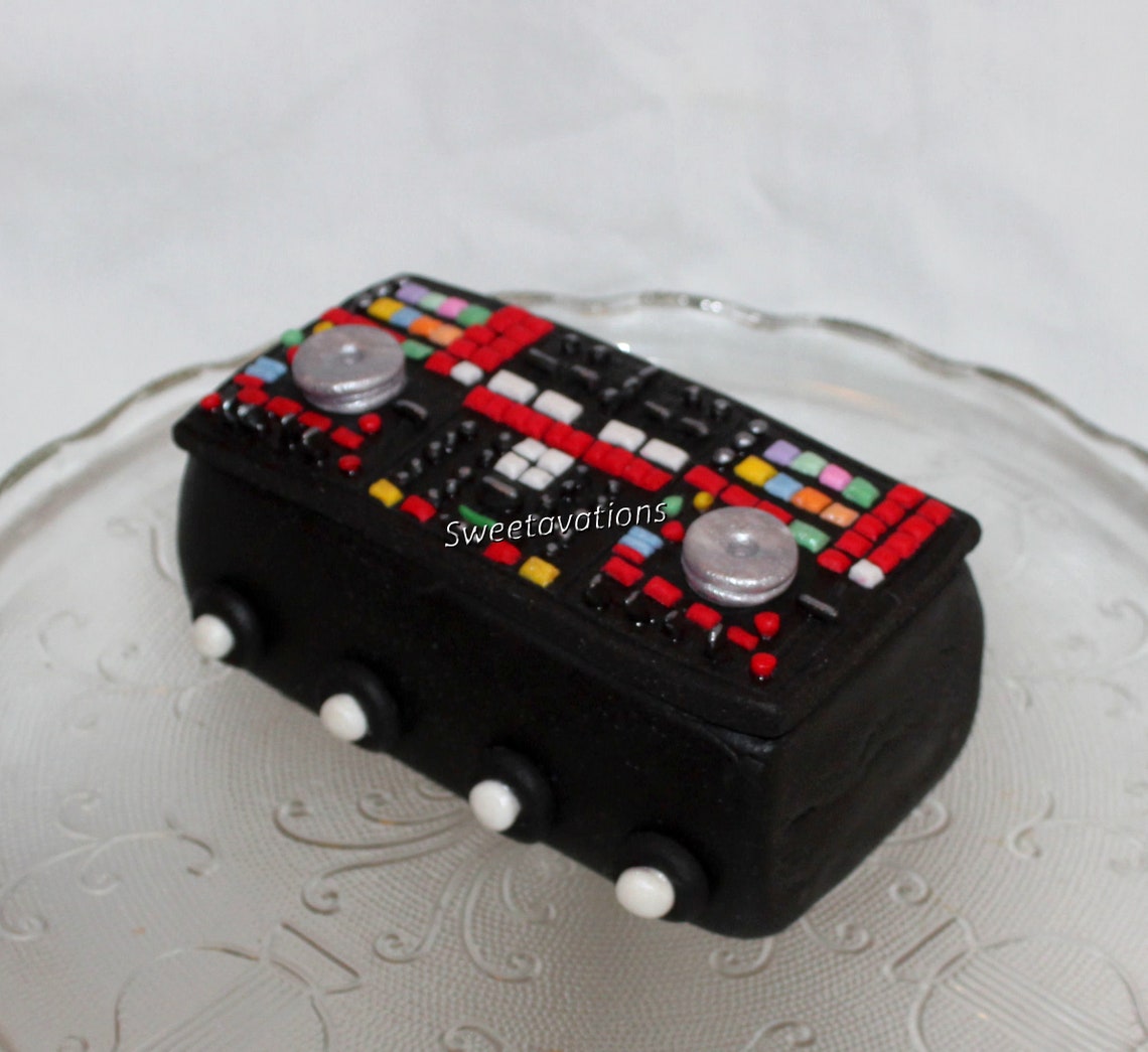 Fondant DJ Cake Topper DJ Topper Disc Jockey Topper - Etsy