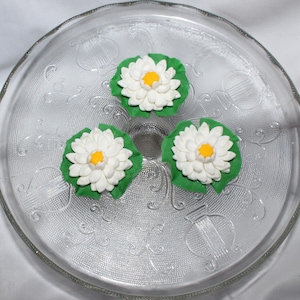 Fondant Lotus Cake Topper - Sugar Flower Lotus Cake Decoration - Fondant Lotus - Fondant Lily Pad - Sugar Flower Lotus - Lotus Cake Topper