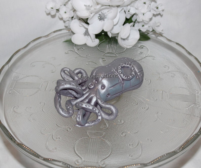 Fondant Octopus Cake Topper Octopus Topper Steampunk Topper Steampunk Octopus Steampunk Cake Victorian Cake Steampunk Birthday image 3