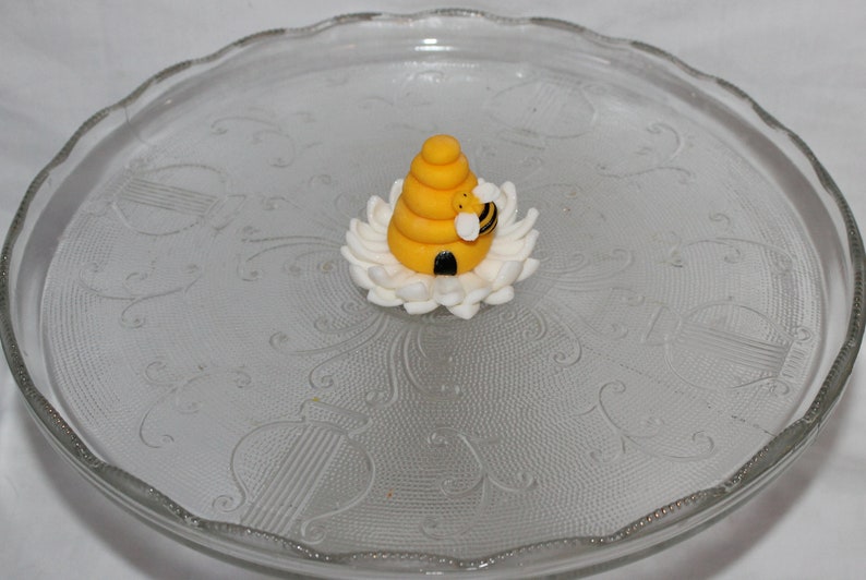 Fondant Bumble Bee Cake Topper Fondant Bee Bumble Bee Topper Fondant Insect Bee Topper Fondant Beehive Bumble Bee Baby Shower image 4