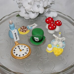 Fondant Rabbit Tea Cup Lock Cake Topper