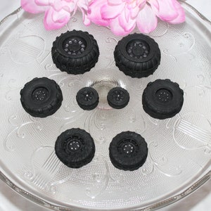 Fondant Tire Cake Topper - Tire Topper - Fondant Tires - Fondant Car - Fondant Truck - Tire Cupcake Topper - Garage Theme - Truck Theme