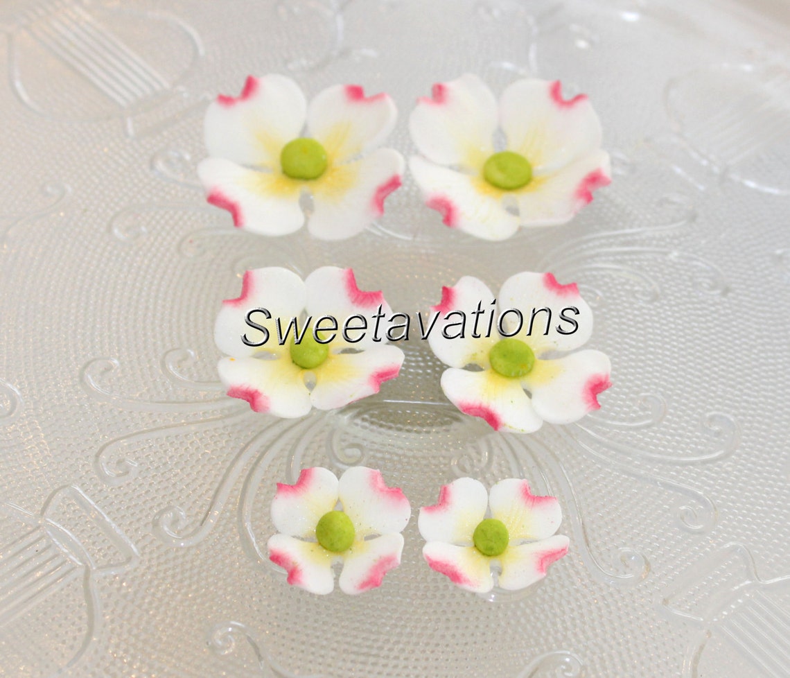 Fondant Dogwood Cake Topper Sugar Flower Dogwood Dogwood Etsy