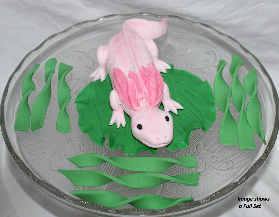 Fondant Axolotl Cake Topper (Part 2) 