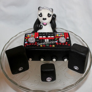 Fondant Panda Cake Topper - Panda Bear Topper - DJ Panda Topper - Fondant Disc Jockey - Fondant DJ - DJ Cake - Panda Cake - Panda Birthday