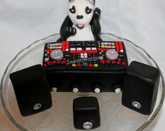 Fondant Panda Cake Topper - Panda Bear Topper - DJ Panda Topper - Fondant Disc Jockey - Fondant DJ - DJ Cake - Panda Cake - Panda Birthday