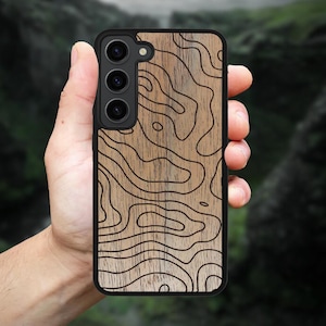 Topografische kaart - houten hoesje Galaxy S25 Ultra, S25-hoesje, S24 FE, S24 Plus, S23, S22, S21 FE, S20 FE, A56, A36, A26, A55, A35, A25, S10e
