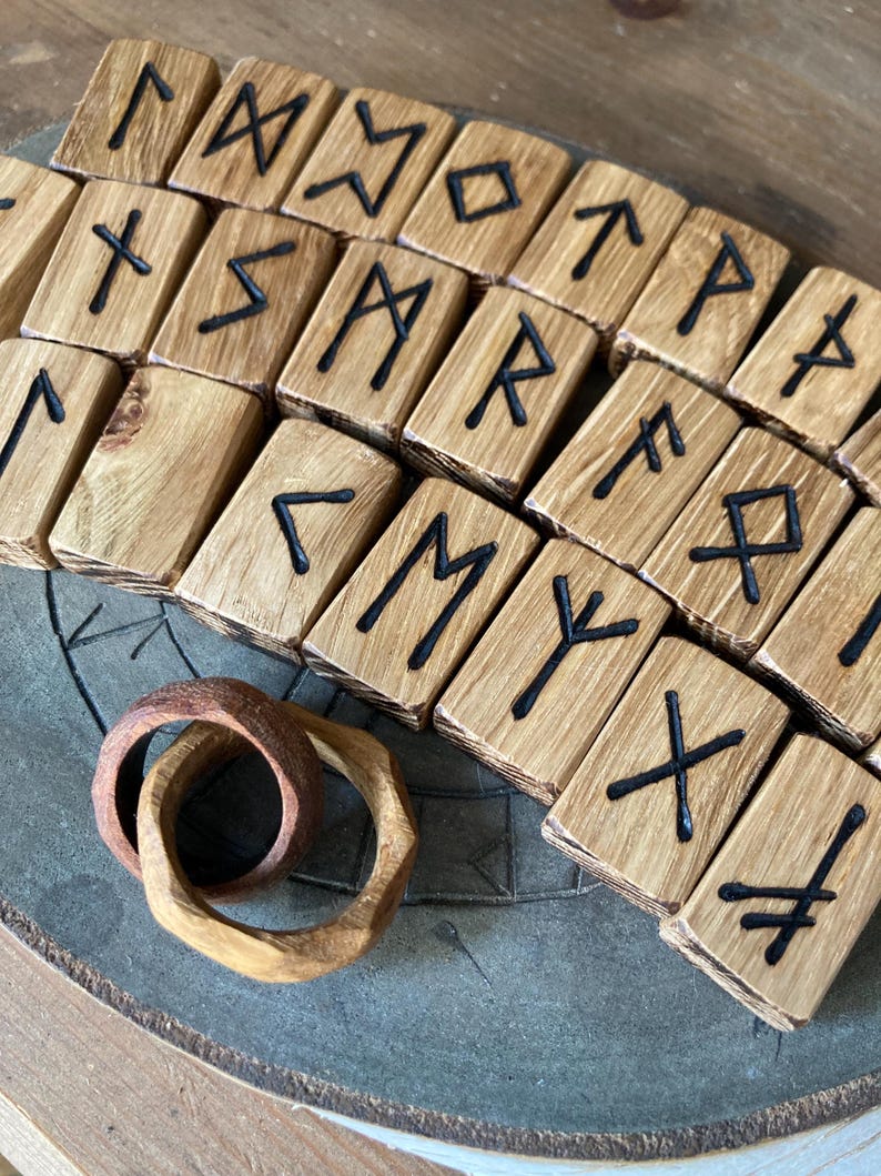 Beautiful English Burr Oak Hardwood Hand Burnt Wooden Elder Futhark Rune Tiles *Free UK Delivery* image 8