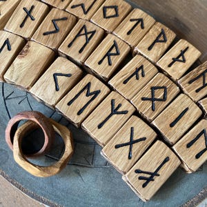 Beautiful English Burr Oak Hardwood Hand Burnt Wooden Elder Futhark Rune Tiles *Free UK Delivery* image 9