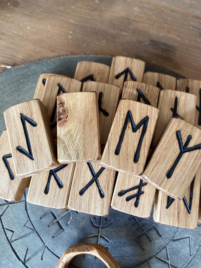 Beautiful English Burr Oak Hardwood Hand Burnt Wooden Elder Futhark Rune Tiles *Free UK Delivery* image 2