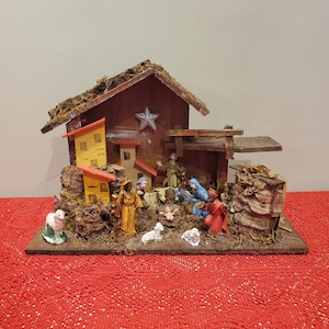 Vintage nativity scene with 11 figures, made in Italy | Nativity scene in a Fantanini-style stable