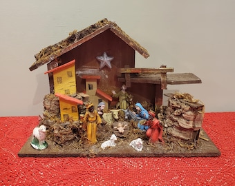 Vintage nativity scene with 11 figures, made in Italy | Nativity scene in a Fantanini-style stable