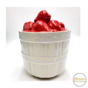 McCoy | Vintage Cookie Jar Model 0274 | Strawberry Basket