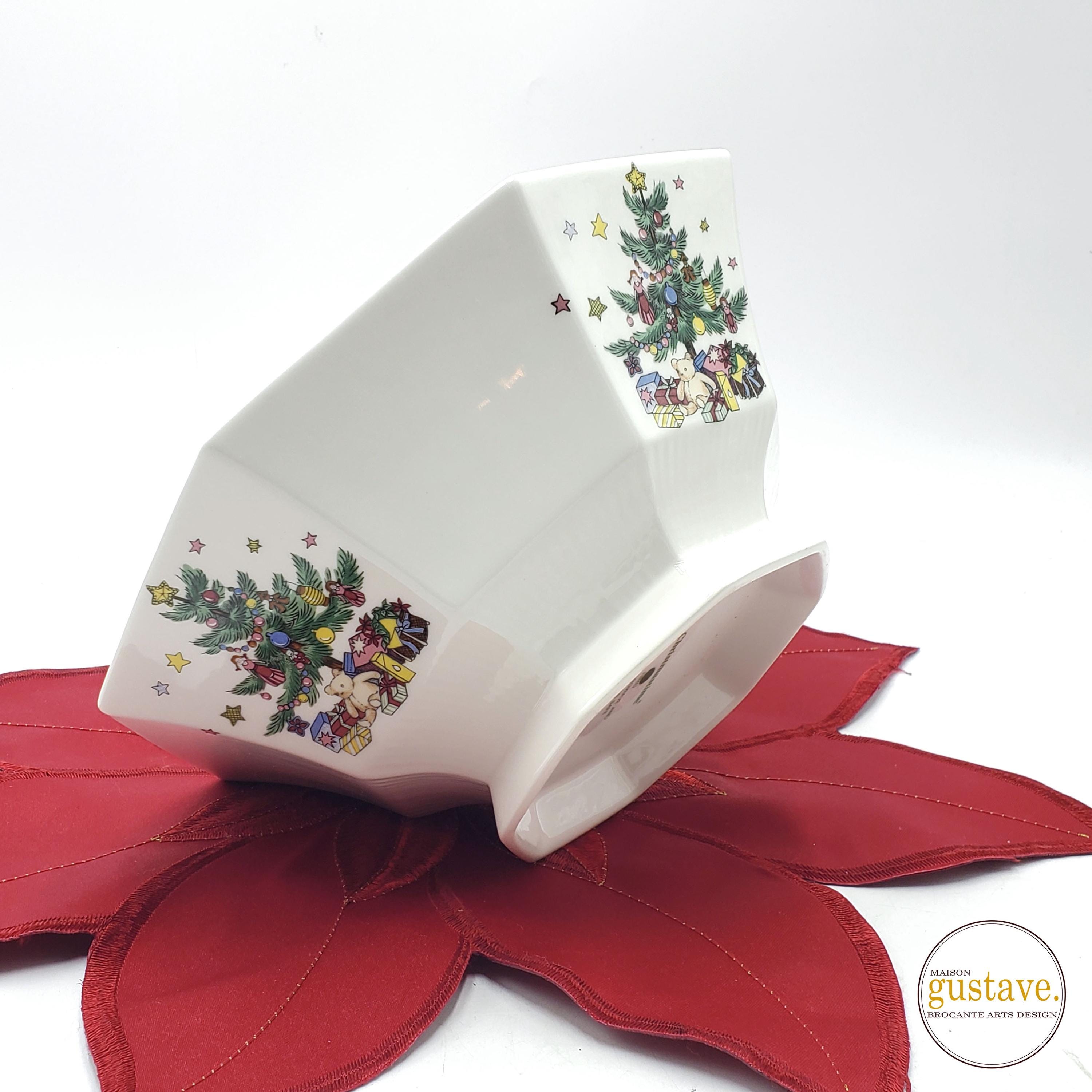 Christmastime Octagonal Dinnerware Set by Nikko for 8 People