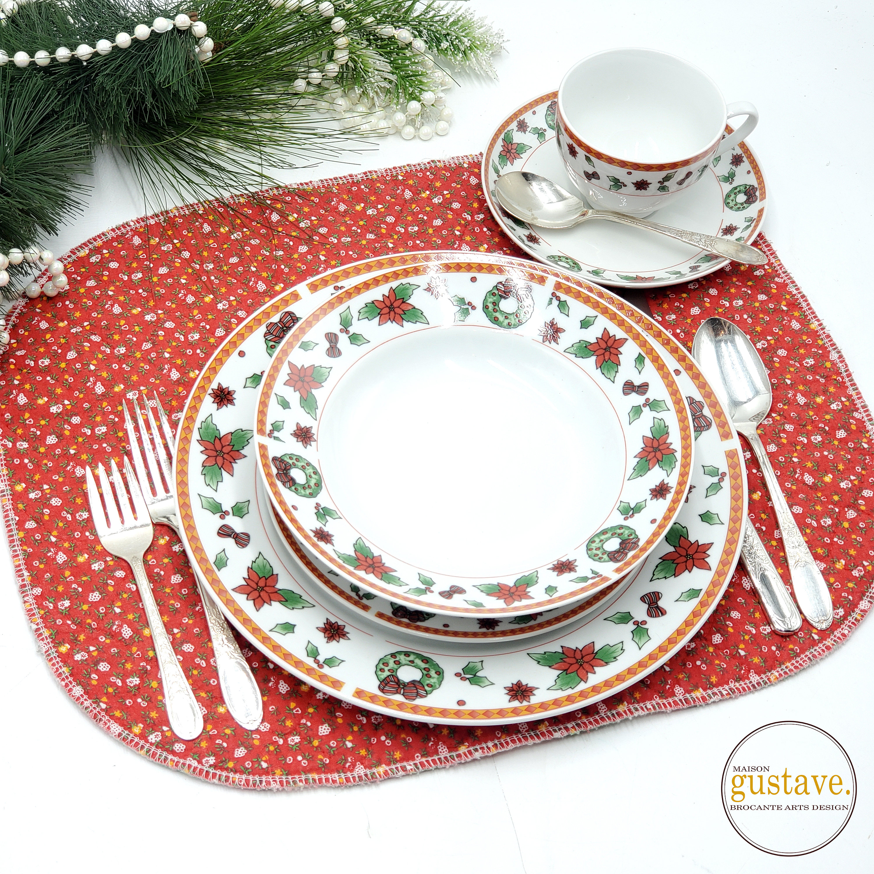 Christmas Dinnerware Set for Classic Collection Christmas III