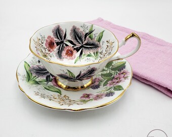 English porcelain fancy teacup and saucer | Queen Anne #5636