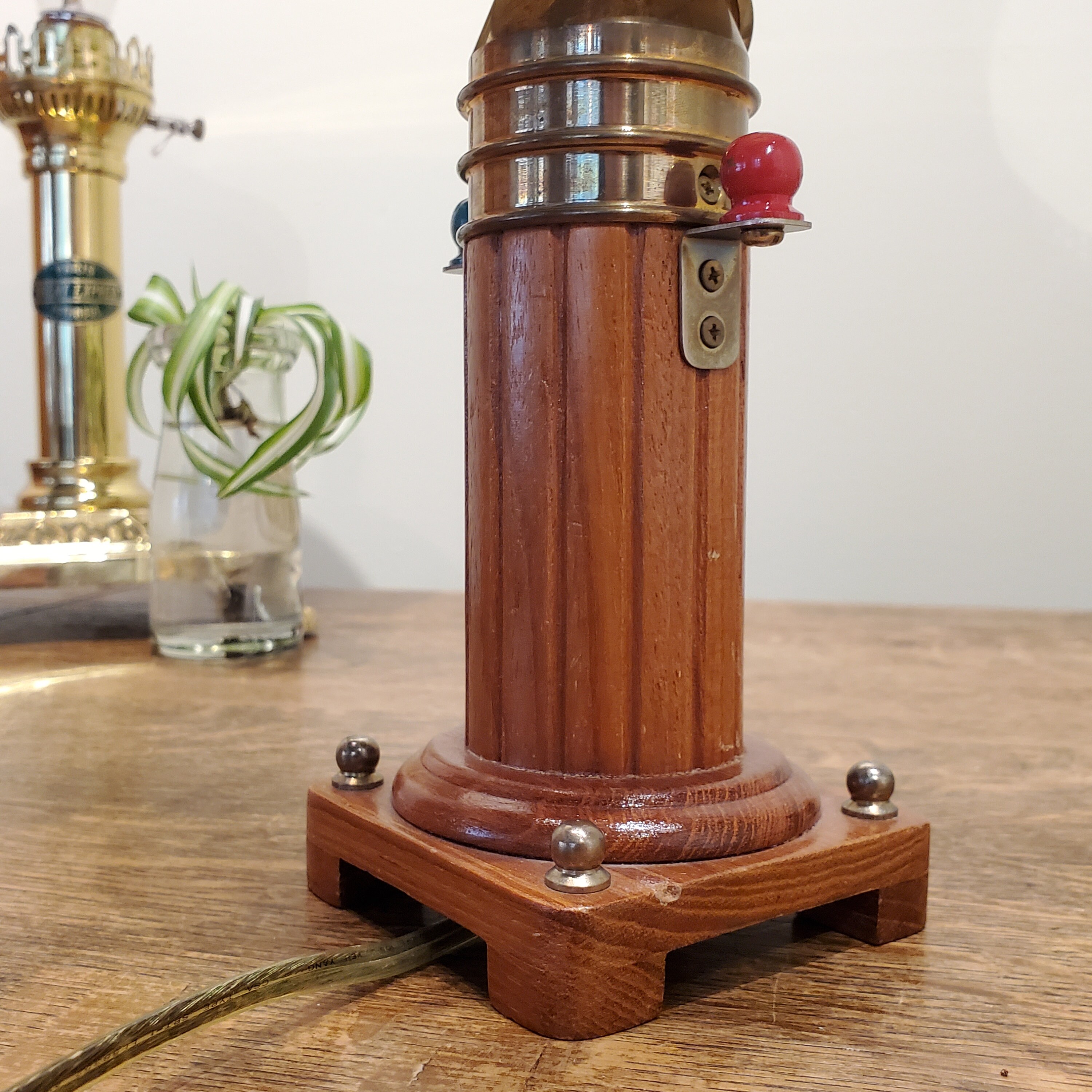 Magnetic Gimbal Compass Decor Brass Binnacle Table Lamp With Magnetic ...