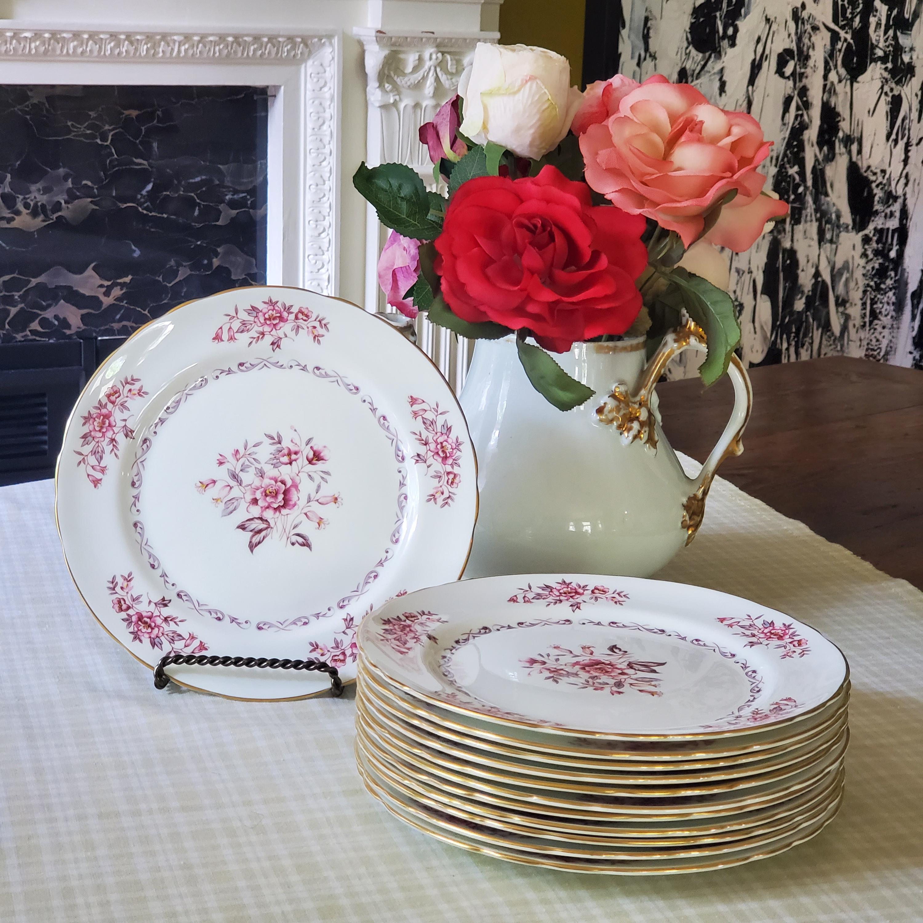 Rose Marie Dinnerware Set by Aynsley 8512 Bone China England