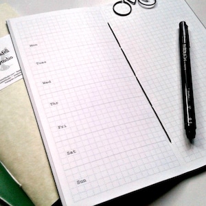 Full Year - UNDATED WEEKLY Calendar TN Insert - week on 1 page with grid page - Travelers Notebook Insert - Fauxdori Calendar Insert - C012F