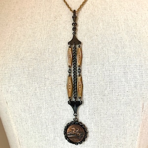 Vintage Pferderennen Jockey Reiter Uhr Fob Kette Halskette Schwarz & Gold mit Kupfer Anhänger