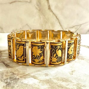 Bracelet vintage damassé émaillé à gros maillons - oiseaux et fleurs