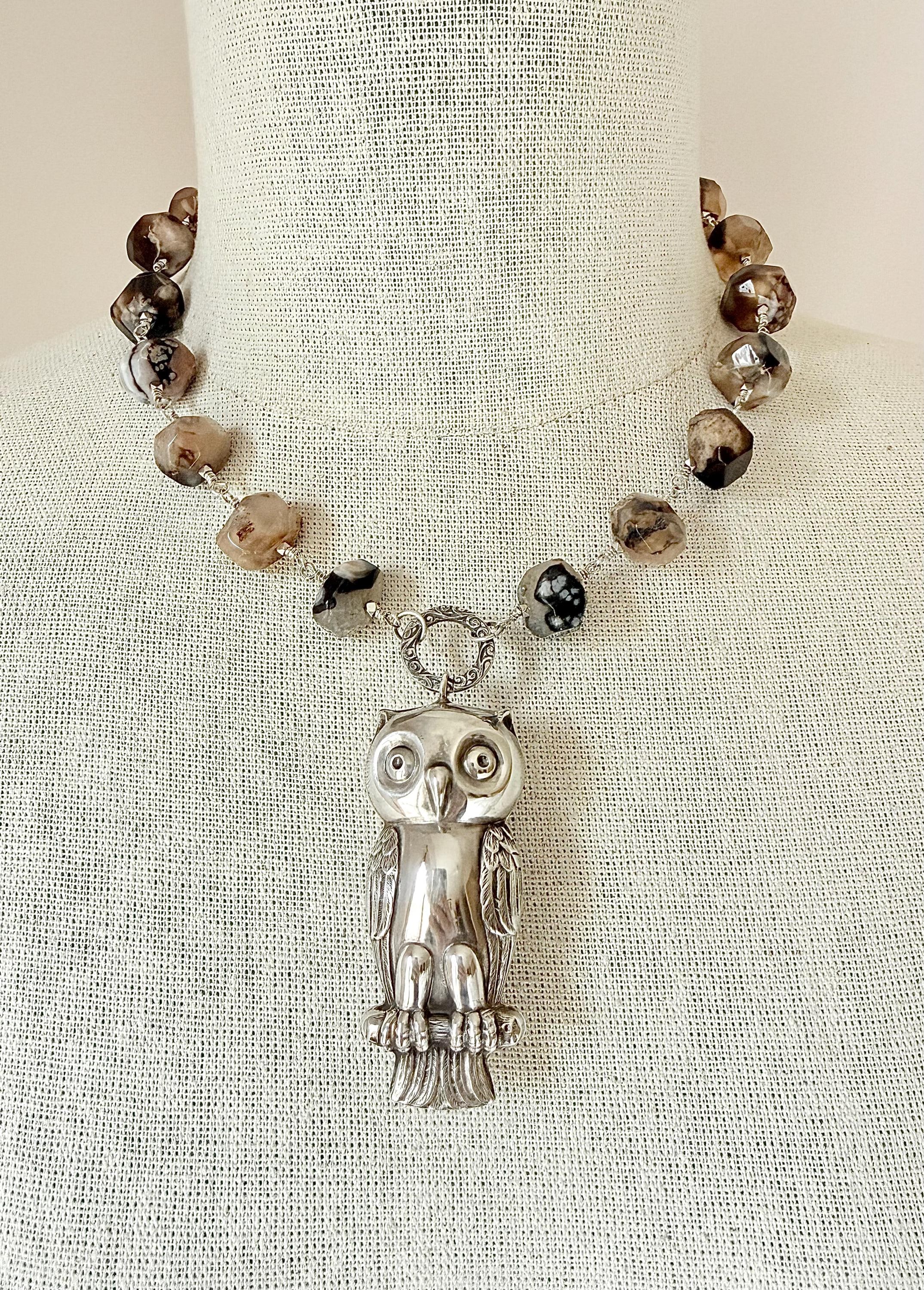 Vintage Sterling Puffy Owl Pendant Necklace With Chunky Agate Beads