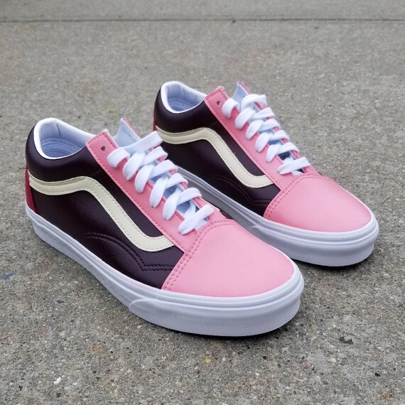 red velvet old skool vans