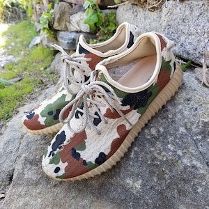 camo yeezys