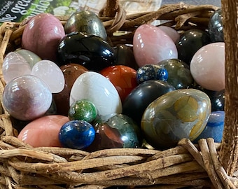 Hand Carved Gemstone Egg – Natural Crystal Healing Decor (Mystery)