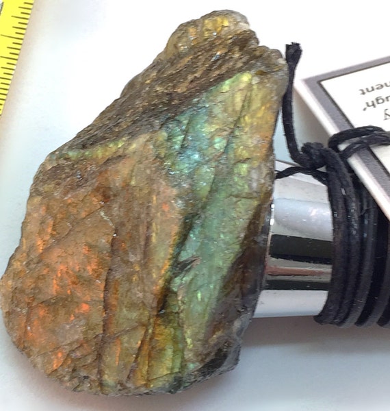 Gorgeous iridescent Labradorite Gemstone Wine Stopper, Natural stone bottle cork! Valentines gift, ready to ship. Healing wine and bar gift.