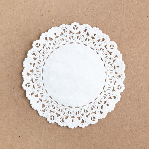 4 Inch White Lace Paper Doily, Set of 50 - Round Paper Doilies for Decorating Paper Crafts, Scrapbooks, Journals, Mixed Media Projects