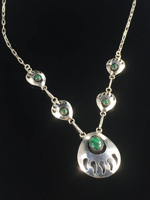 Bear Paw Necklace Malachite Size 18 Inch Vintage Native - Bear Paw Pendant Sterling Bear Paw Necklace Malachite Size 18 Inch Vintage Native - Bear Paw Pendant Sterling