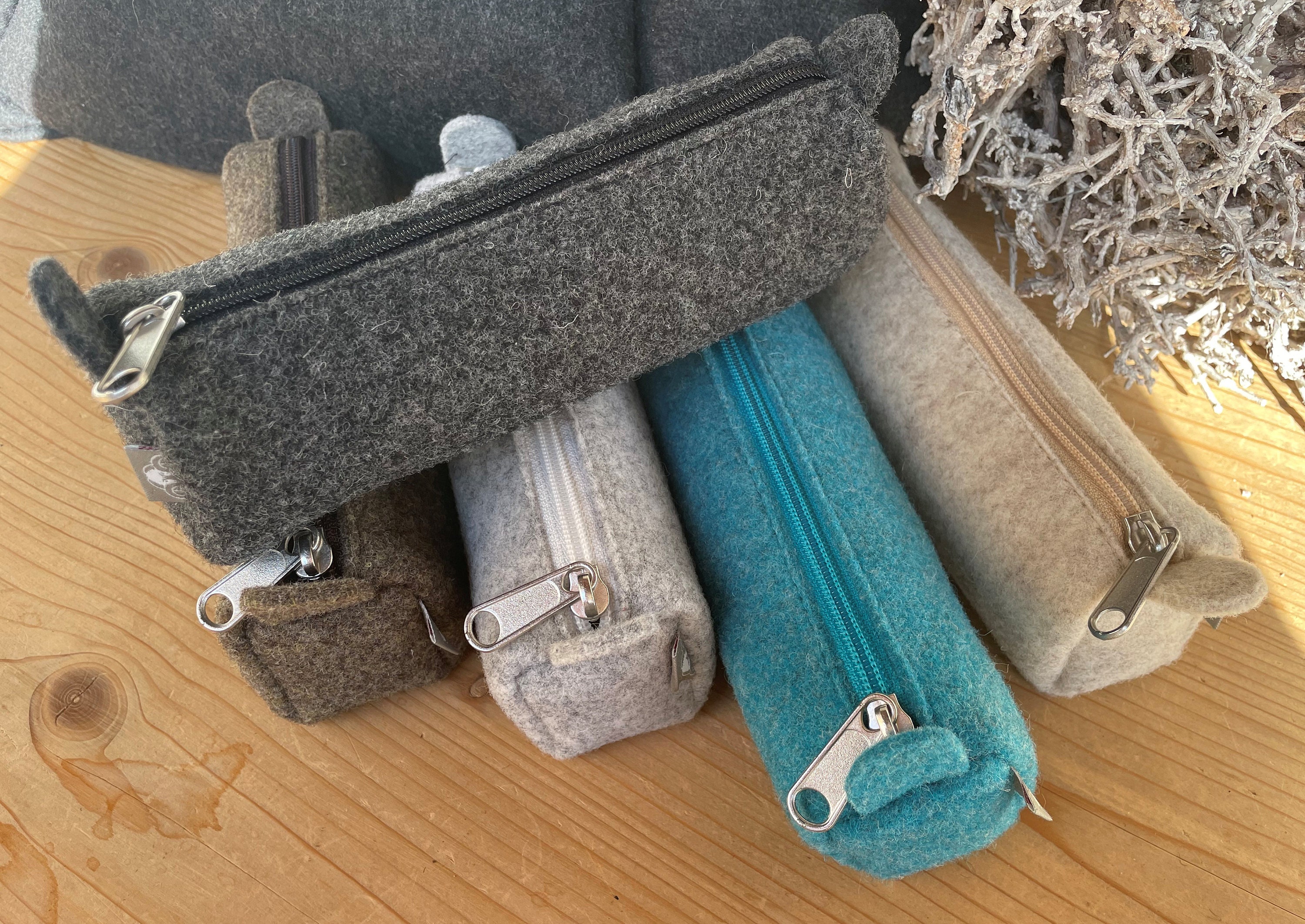 wool felt pencil/pen case – Gifts for Designers