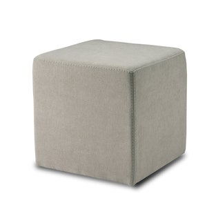 Hocker, KUBI, Pouf, Sitzwürfel, 40 x 40 cm, PU-Schaum, Pflegeleichter Bezug Möbelstoff, stabile Füße, bis 150 kg, 11 Farben wählbar hell grau 17