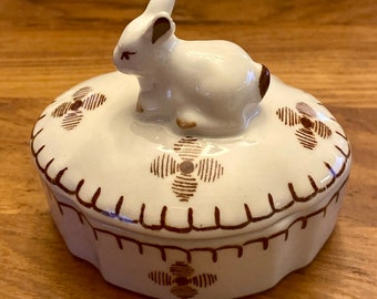 Andrea by Sadek - Adorable Vintage Porcelain Easter/Bunny Trinket/Gift/Jewelry Box