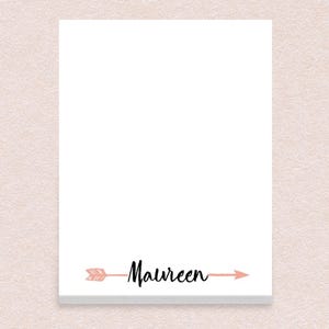 Bloc-notes personnalisé avec nom personnalisé et design de flèche// 50 feuilles par bloc, 10 x 5,5 po., idée cadeau script de papeterie d'appréciation des enseignants