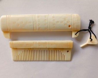 Viking Bone comb with case