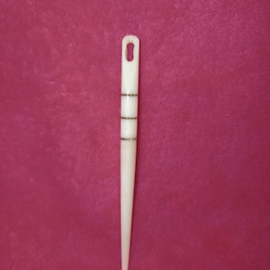 Bone Nalbinding Needle, Nalbinding Needle, Nålbinding Needle, Naalbinding Needle, Bone Needle
