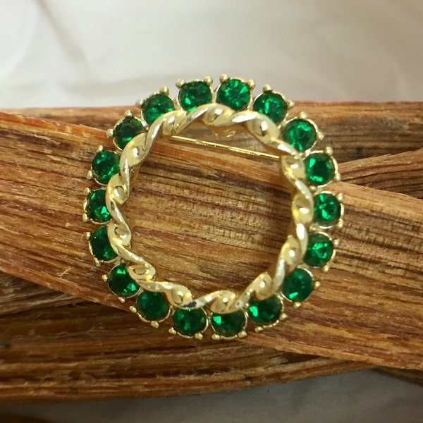 Emerald Rhinestone Pin Brooch Circle Wreath Goldtone Vintage Jewelry St. Patrick's Birthday Anniversary Mother's Valentine's Gift Boho Gold