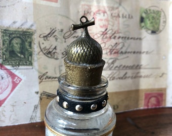 Vintage Inkwell w/Leather Studded Trim and Acorn Top