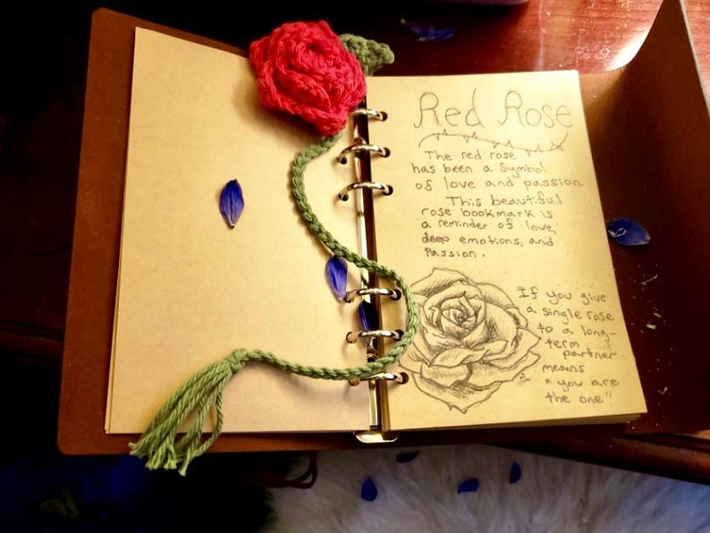 Crochet Rose Bookmark with Tassel: Cotton Flower Page Holder 画像 4