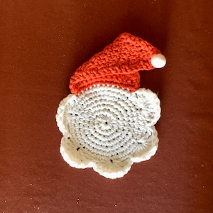Santa Coasters -Set of 4 - Christmas Coasters - Santa Claus Mug Rug - Christmas Party Decor - Holiday Coasters - XMas Favors - Santa Claus