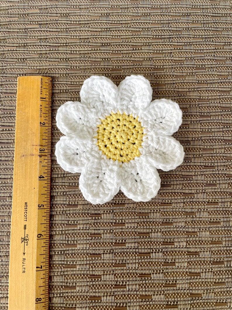 Daisy Coasters Set of Four Flower Coasters Floral Decor Daisy Mug Rug Floral Coasters Flower Coasters Flower Mug Rug image 4